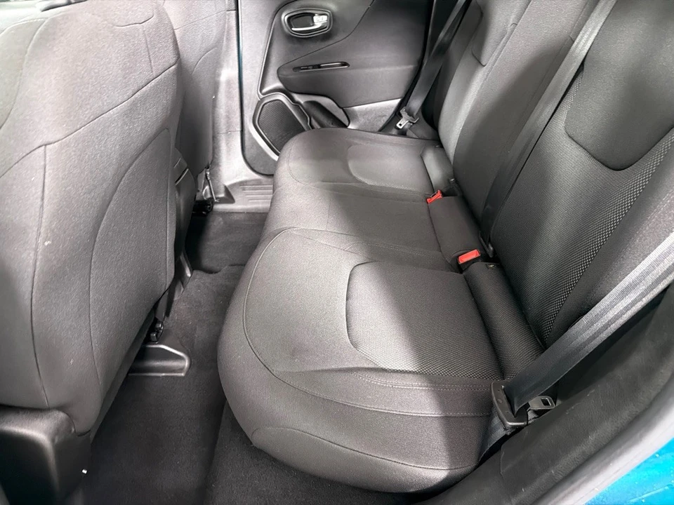 2021 Jeep Renegade - Image 17 of 21