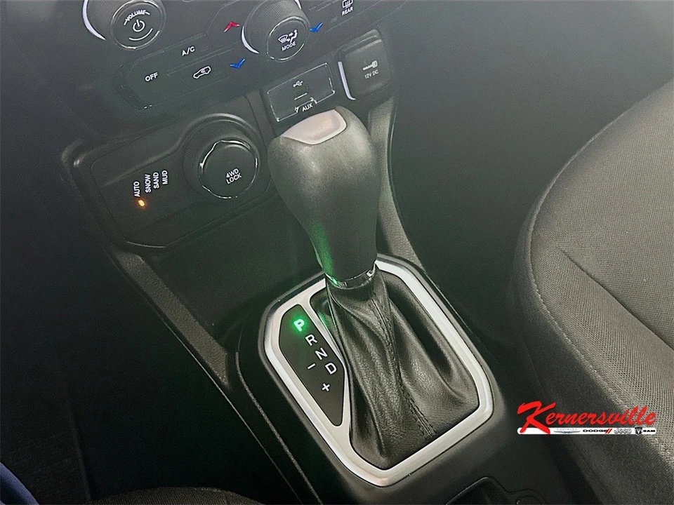 2021 Jeep Renegade - Image 16 of 21