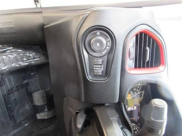 2021 Jeep Renegade - Image 11 of 21