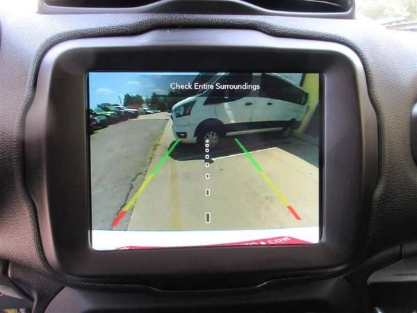 2021 Jeep Renegade - Image 19 of 21