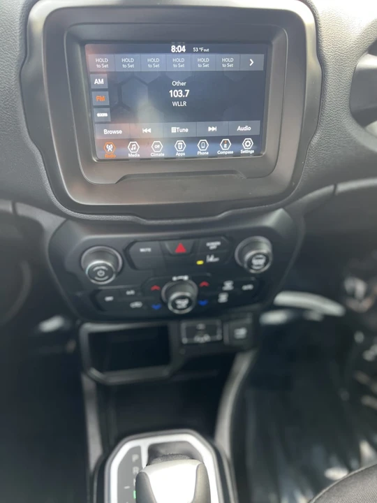 2021 Jeep Renegade - Image 14 of 26