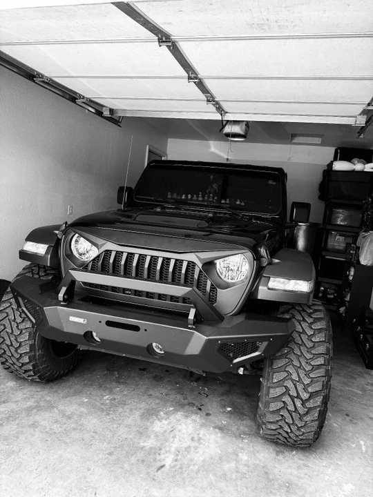 2021 Jeep JL Wrangler - Image 2 of 10