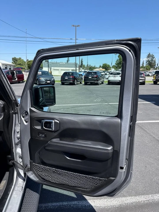 2021 Jeep JL Wrangler - Image 16 of 19