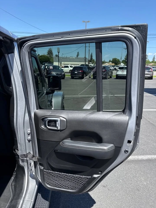 2021 Jeep JL Wrangler - Image 14 of 19