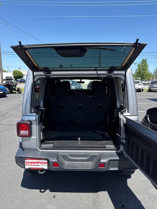 2021 Jeep JL Wrangler - Image 13 of 19