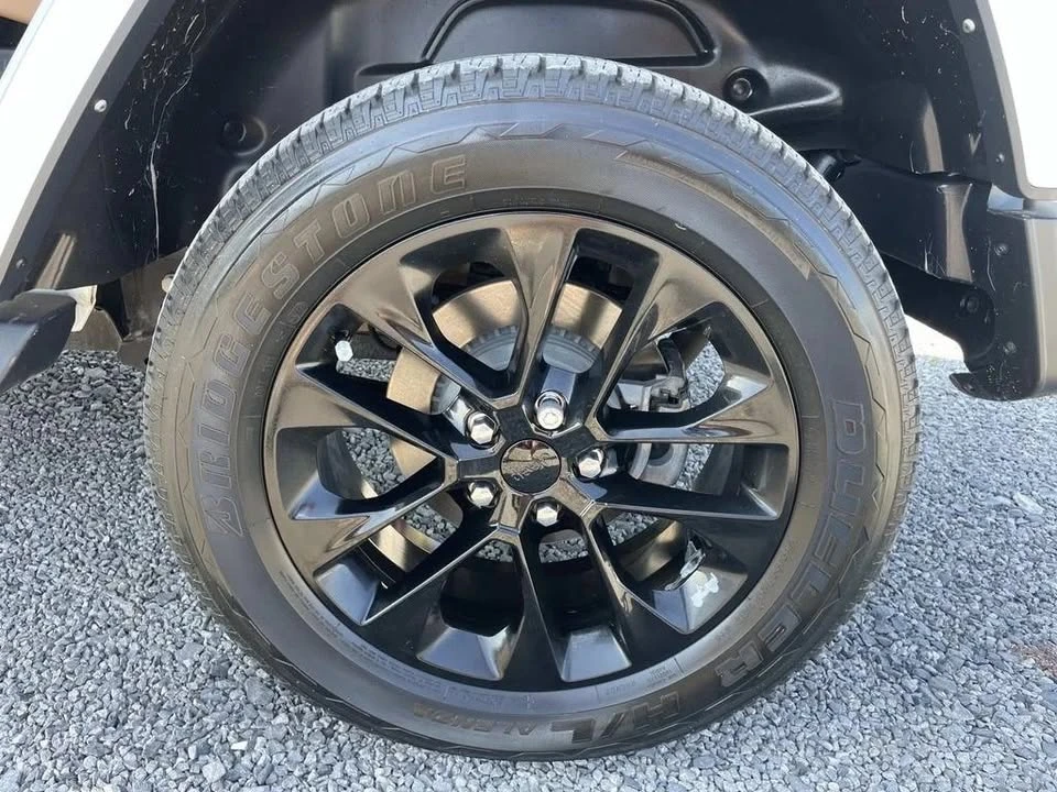 2021 Jeep JL Wrangler - Image 10 of 12