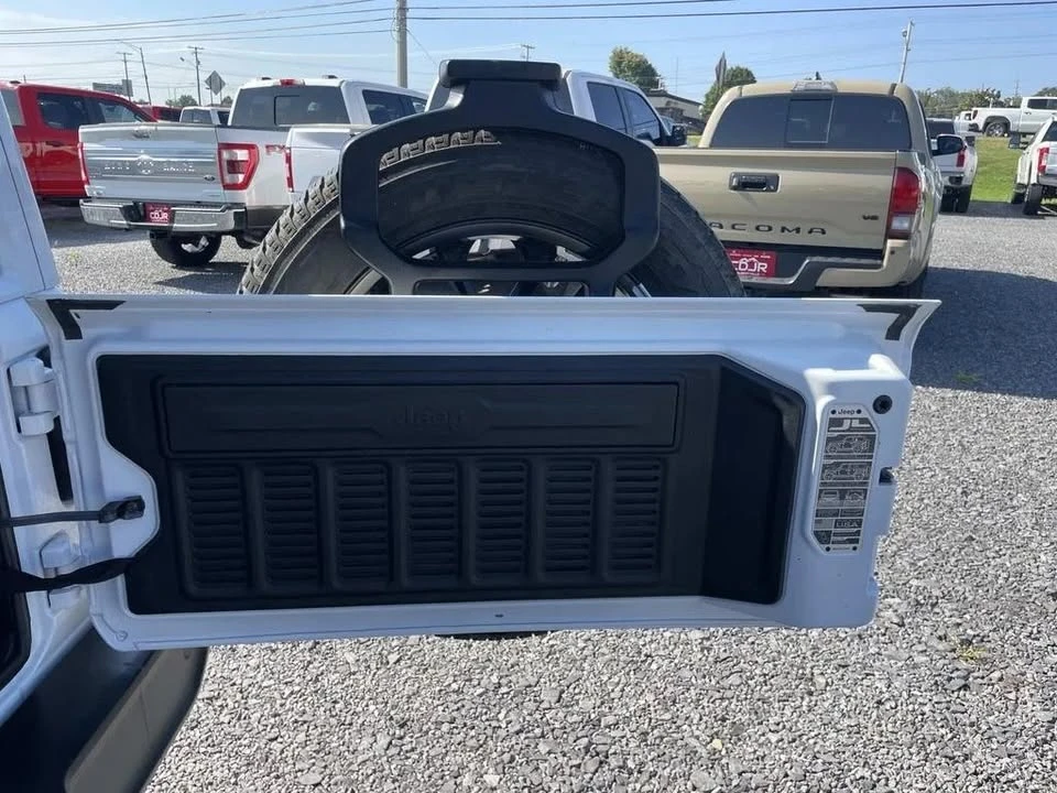 2021 Jeep JL Wrangler - Image 12 of 12