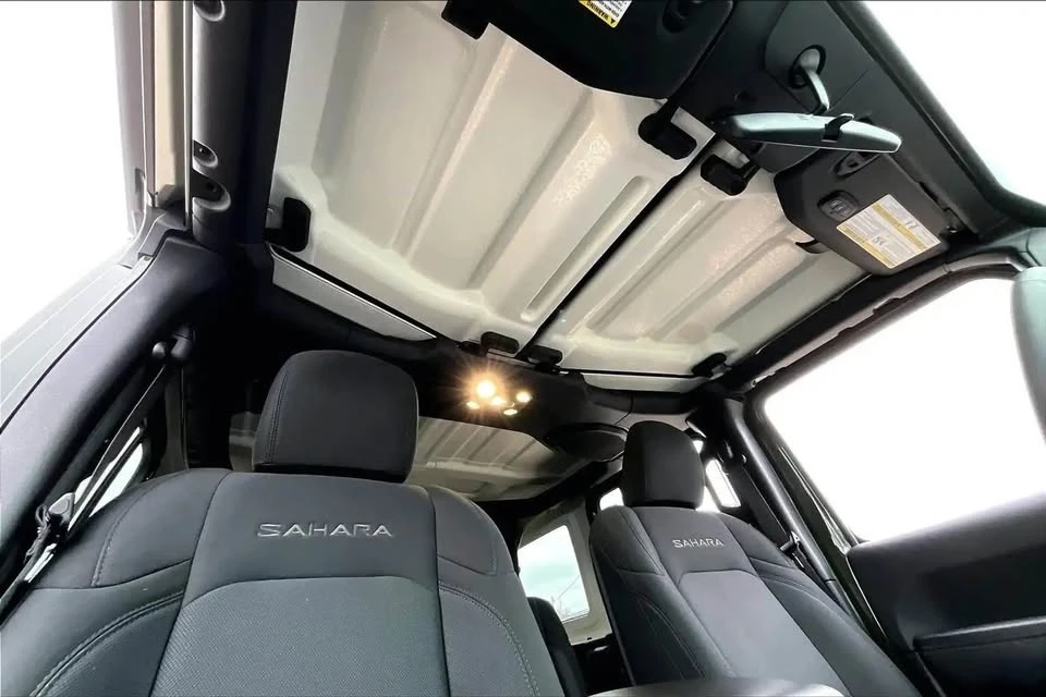 2021 Jeep JL Wrangler - Image 15 of 20