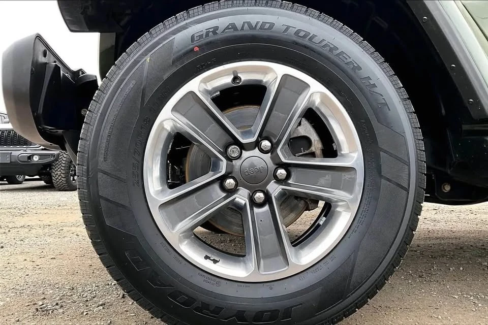2021 Jeep JL Wrangler - Image 10 of 20