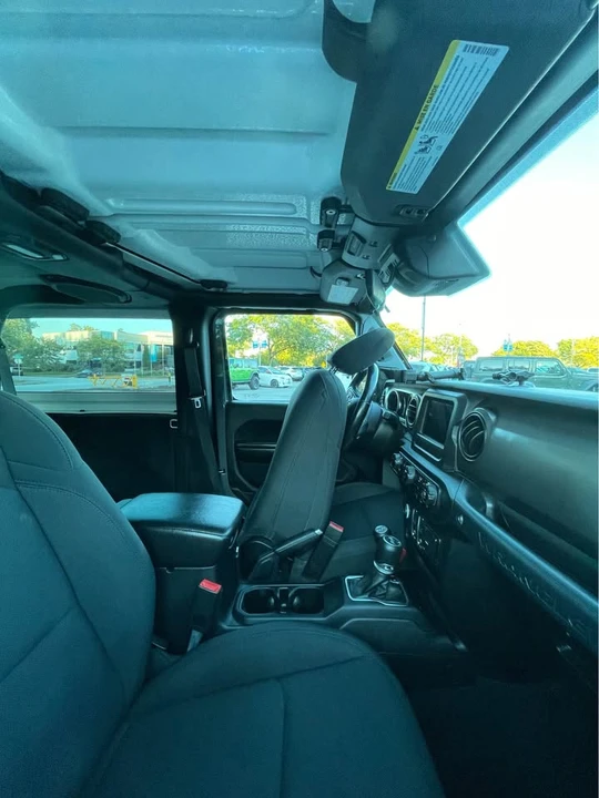 2021 Jeep JL Wrangler - Image 8 of 9