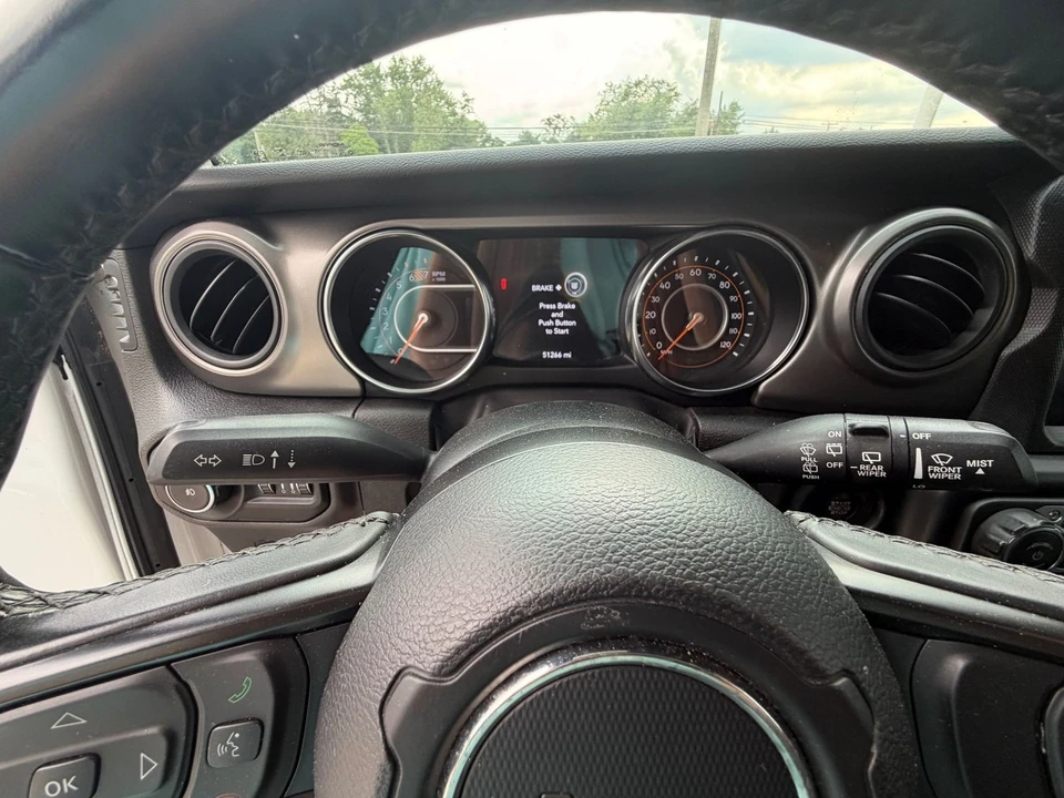 2021 Jeep JL Wrangler - Image 16 of 31
