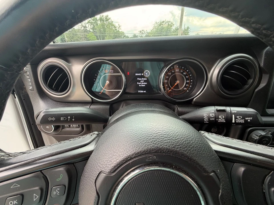 2021 Jeep JL Wrangler - Image 17 of 31