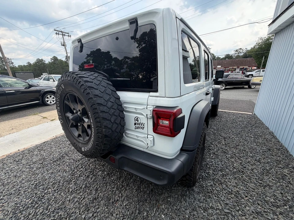 2021 Jeep JL Wrangler - Image 8 of 31