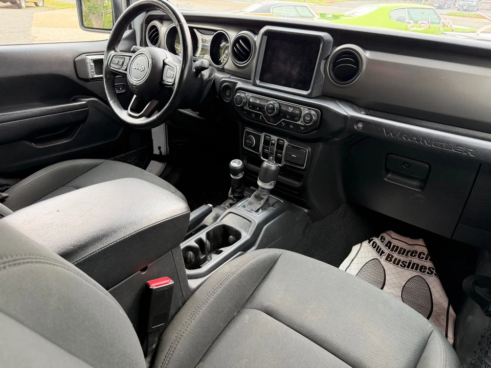 2021 Jeep JL Wrangler - Image 25 of 31