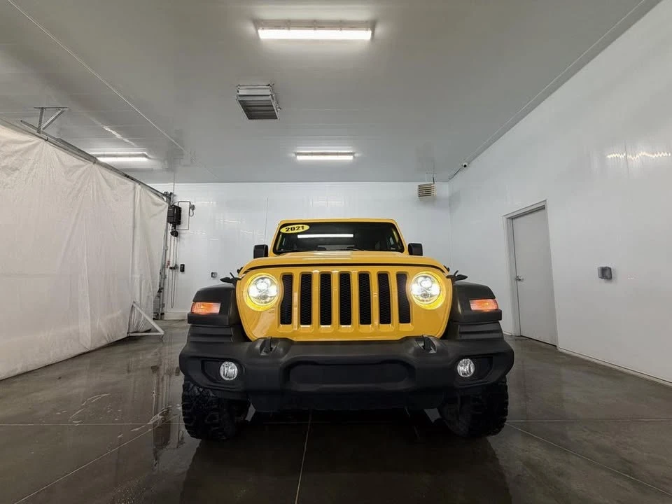 2021 Jeep JL Wrangler - Image 10 of 10