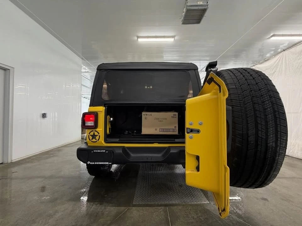 2021 Jeep JL Wrangler - Image 6 of 10