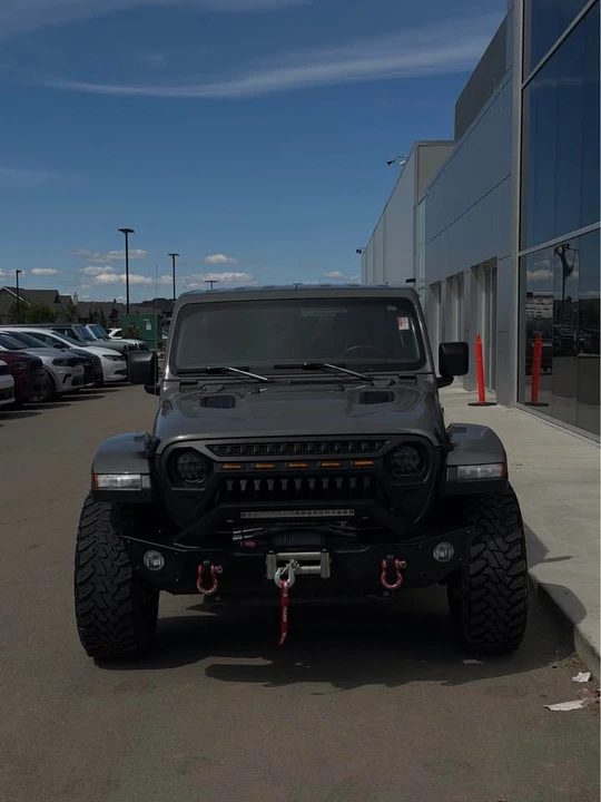 2021 Jeep JL Wrangler - Image 2 of 4