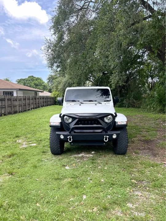 2021 Jeep JL Wrangler - Image 2 of 9