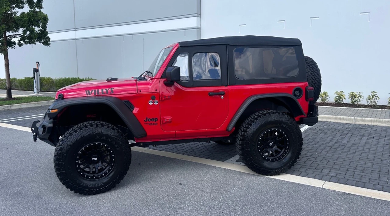 2021 Jeep JL Wrangler - Image 4 of 21