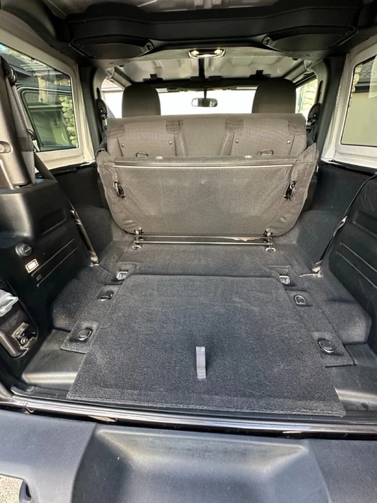 2021 Jeep JL Wrangler - Image 21 of 21