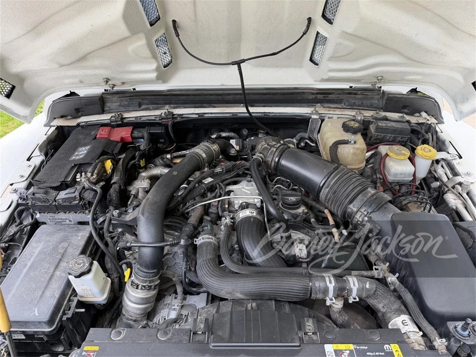 2021 Jeep JL Wrangler - Image 5 of 5