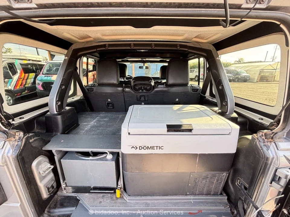 2021 Jeep JL Wrangler - Image 10 of 12