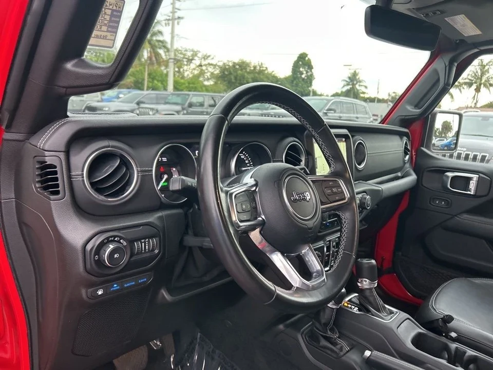 2021 Jeep JL Wrangler - Image 10 of 12
