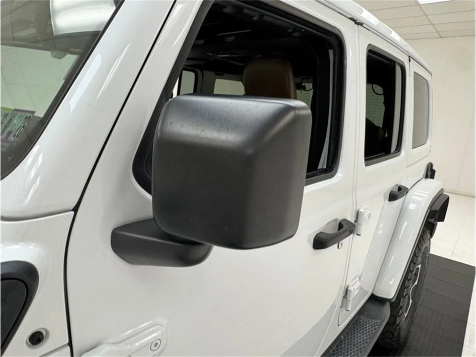 2021 Jeep JL Wrangler - Image 23 of 31