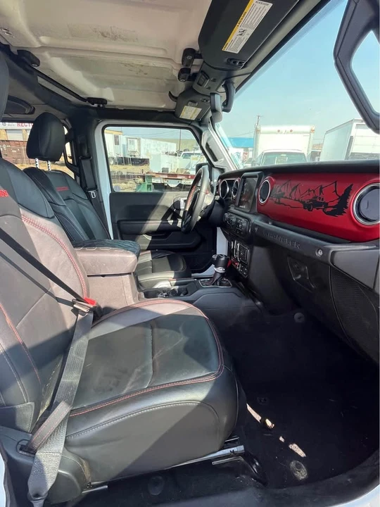 2021 Jeep JL Wrangler - Image 14 of 15