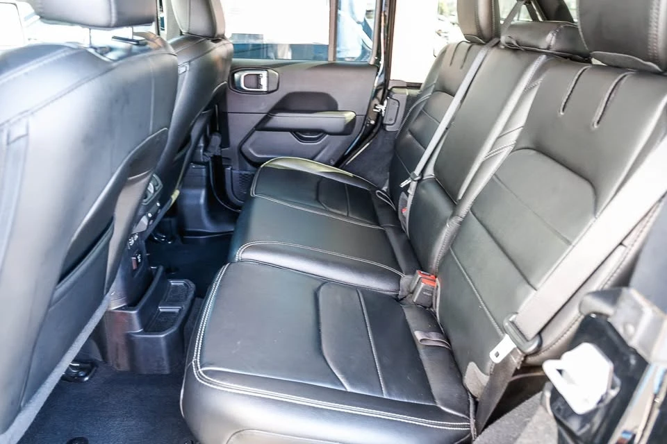 2021 Jeep JL Wrangler - Image 15 of 20