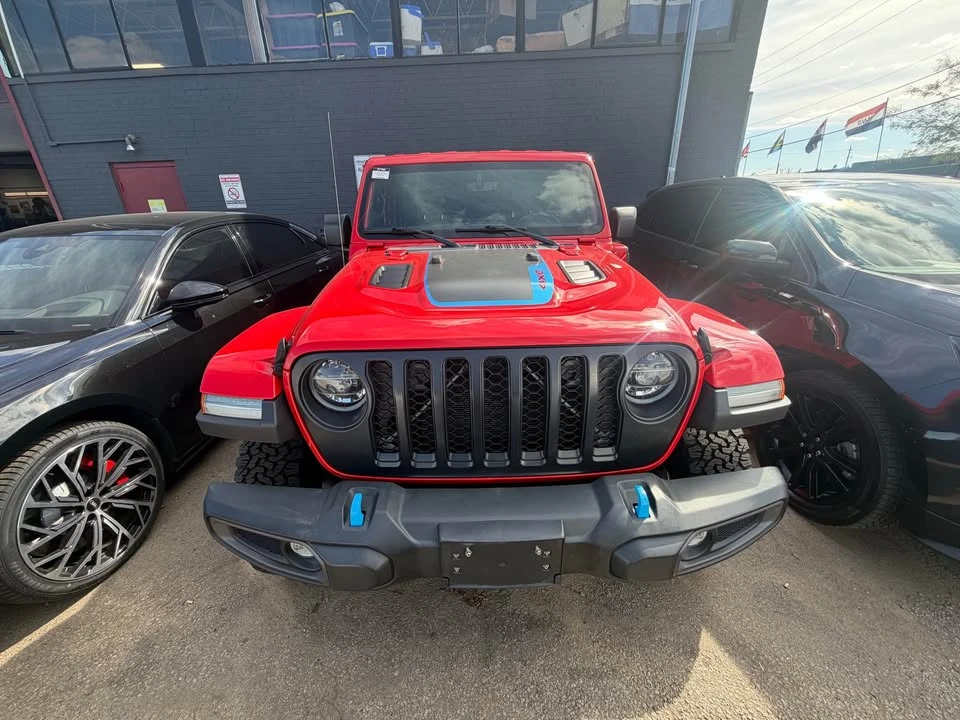 2021 Jeep JL Wrangler - Image 2 of 9