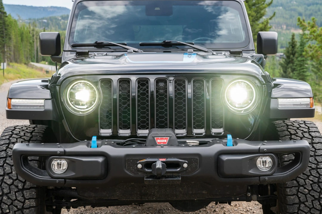 2021 Jeep JL Wrangler - Image 15 of 31