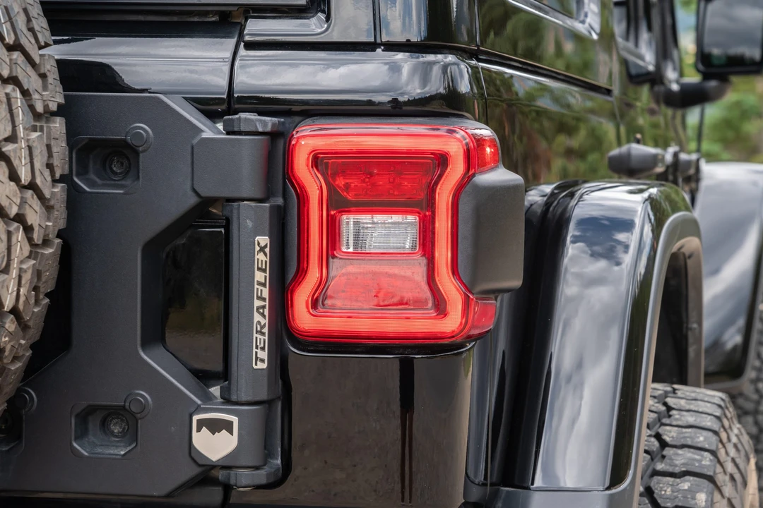 2021 Jeep JL Wrangler - Image 19 of 31
