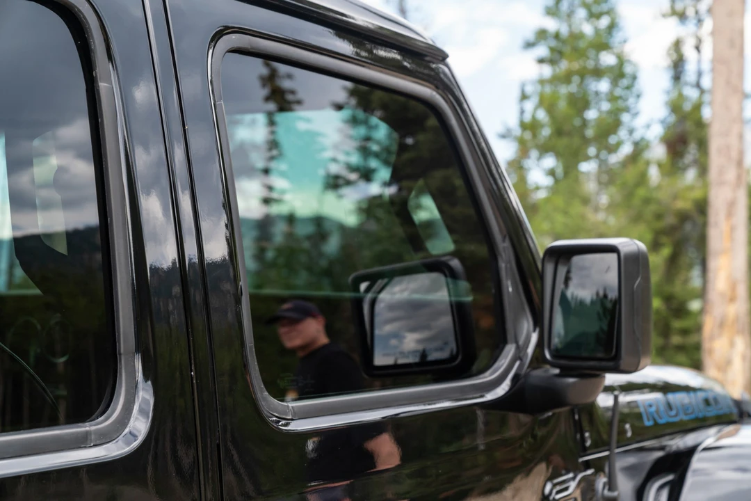 2021 Jeep JL Wrangler - Image 23 of 31
