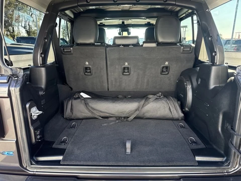 2021 Jeep JL Wrangler - Image 6 of 8