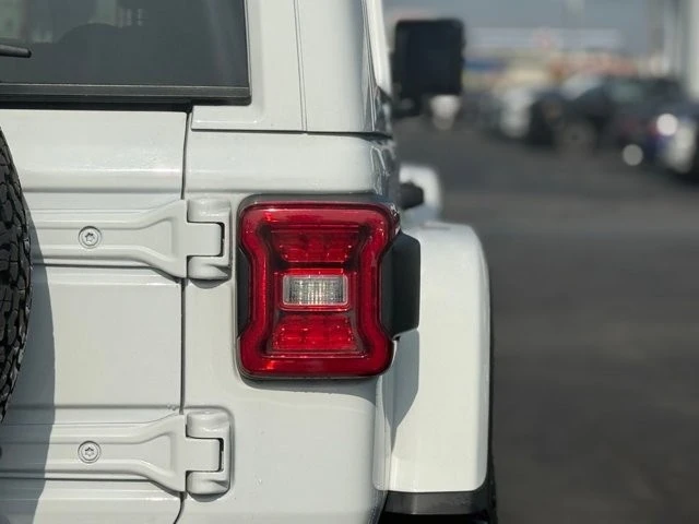 2021 Jeep JL Wrangler - Image 10 of 12