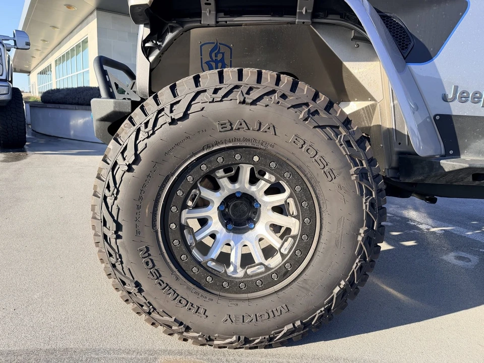 2021 Jeep JL Wrangler - Image 10 of 10