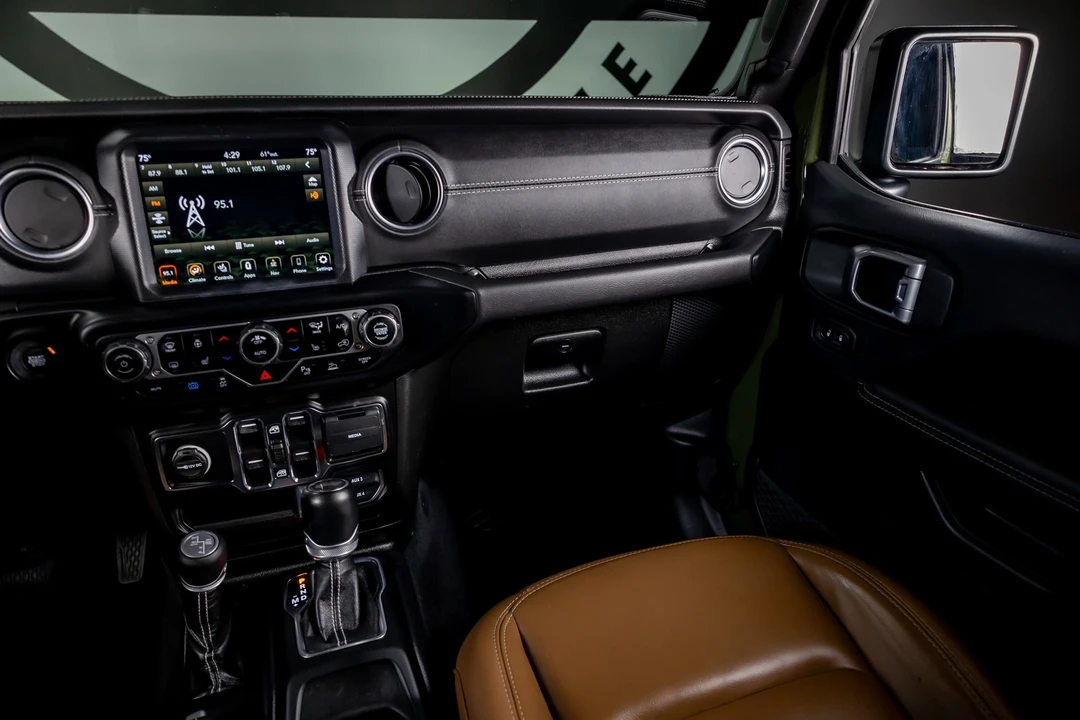 2021 Jeep JL Wrangler - Image 8 of 12