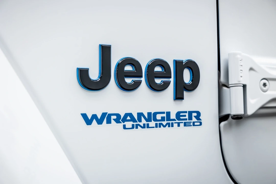 2021 Jeep JL Wrangler - Image 17 of 21