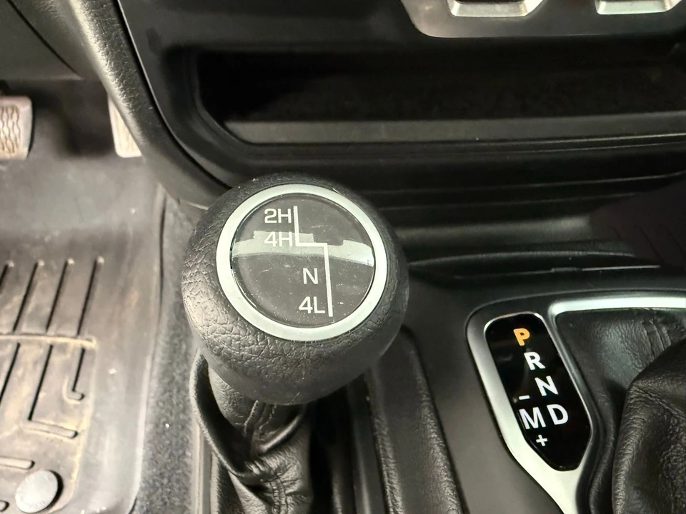 2021 Jeep JL Wrangler - Image 17 of 21