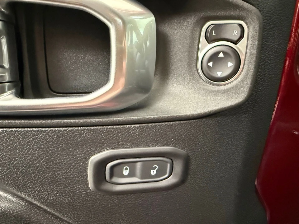 2021 Jeep JL Wrangler - Image 11 of 21