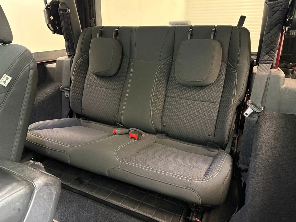 2021 Jeep JL Wrangler - Image 14 of 21