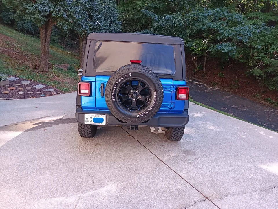 2021 Jeep JL Wrangler - Image 3 of 24