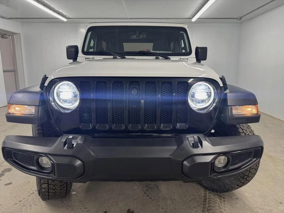 2021 Jeep JL Wrangler - Image 2 of 10
