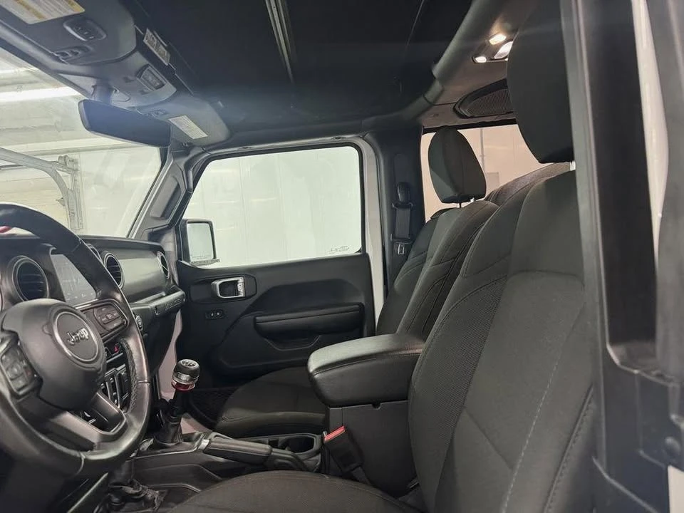 2021 Jeep JL Wrangler - Image 9 of 10