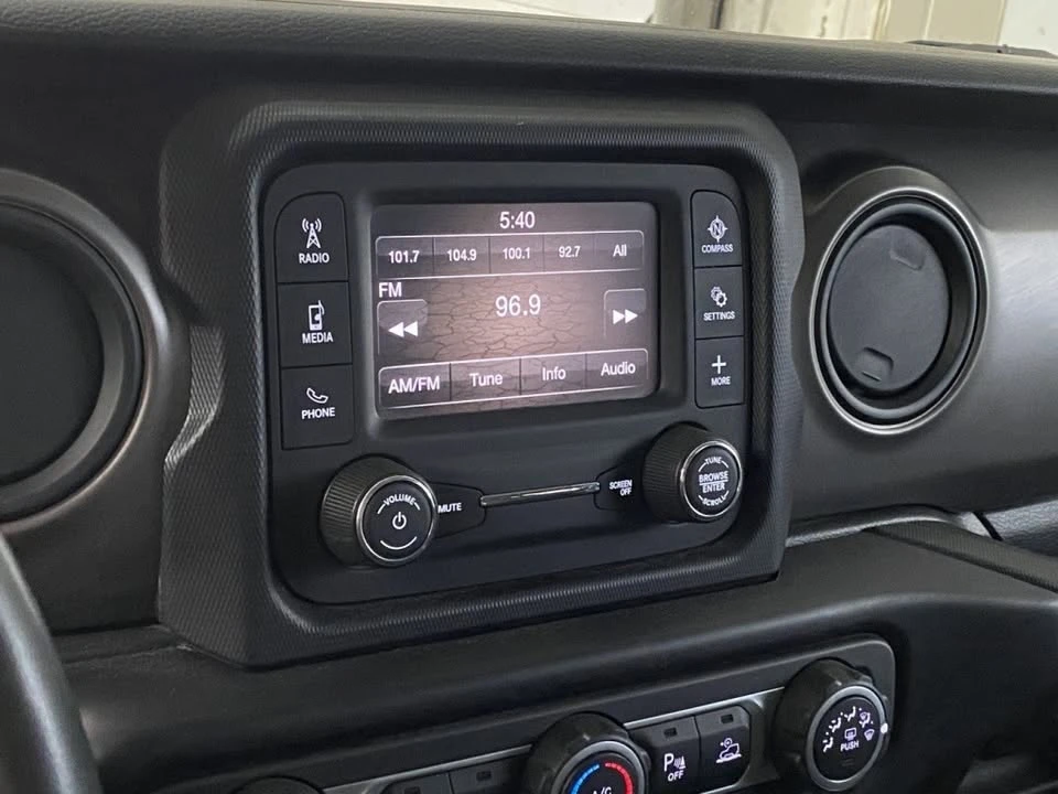 2021 Jeep JL Wrangler - Image 20 of 20