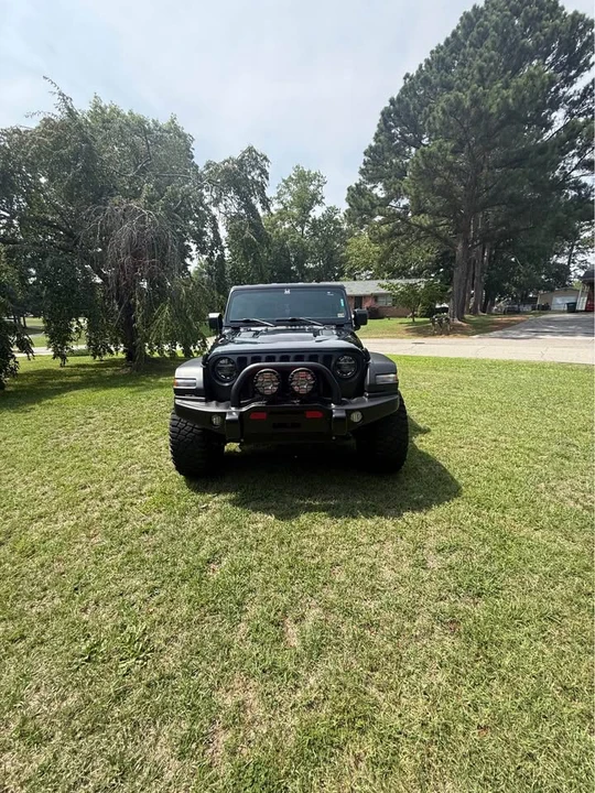 2021 Jeep JL Wrangler - Image 9 of 10