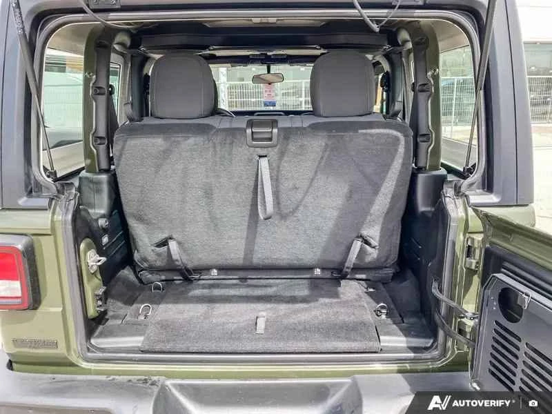 2021 Jeep JL Wrangler - Image 4 of 6