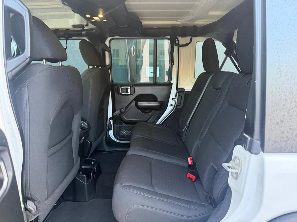 2021 Jeep JL Wrangler - Image 15 of 19