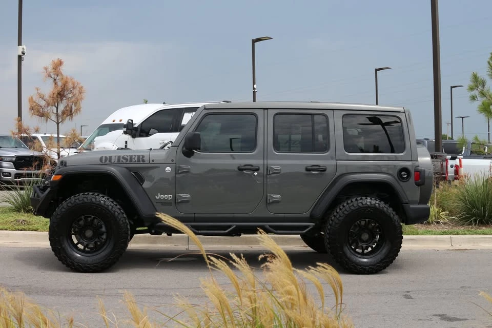 2021 Jeep JL Wrangler - Image 11 of 20